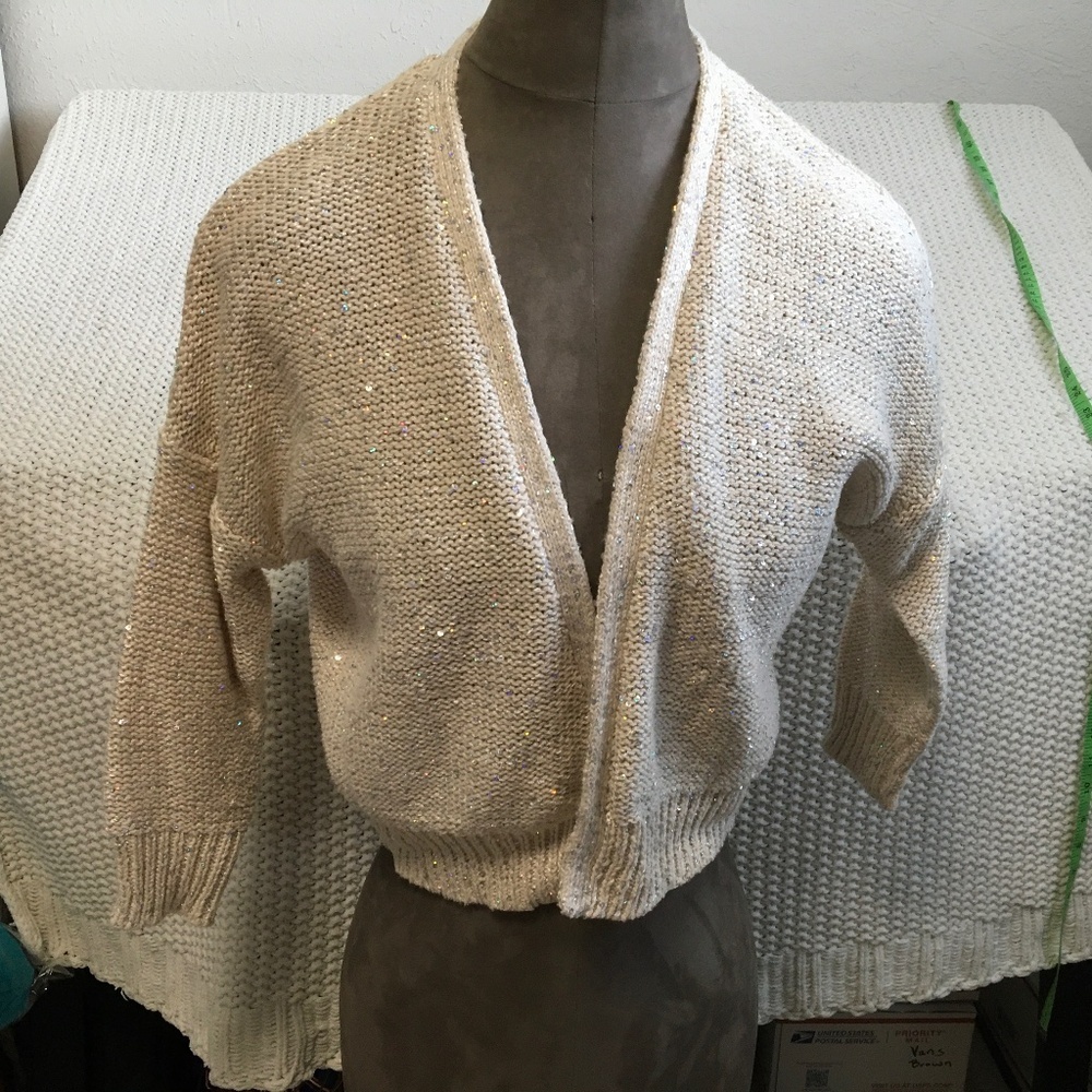 M&S TAN SEQUIN CARDIGAN SWEATER WITH 3/4 SLEEVE. SIZE 8 GIRLS